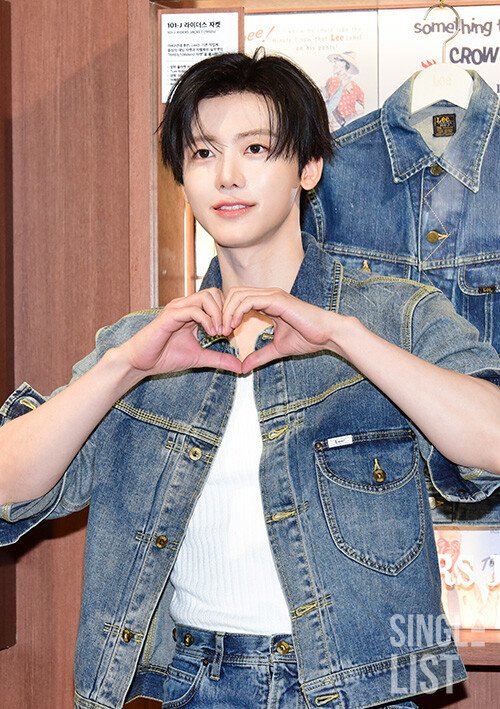 the813Degrees's tweet photo. ฟินมากอะ แจมินกับ Denim คือที่สุดเลย เท่มากๆๆๆ ㅜㅜㅜㅜㅜㅜㅜㅜㅜ 

JAEMIN FOR LEE 101 
#JAEMINxLee101Anniversary
#JAEMINxLeeJeans https://t.co/in5seqnh2y