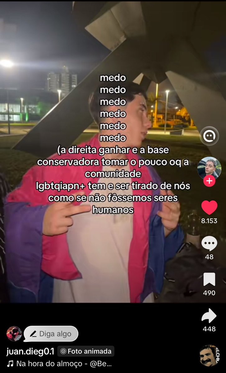 atenadesgracada's tweet photo. eu tenho medo de como as minorias vão ficar se a direita ganhar https://t.co/4FBJShyPFs