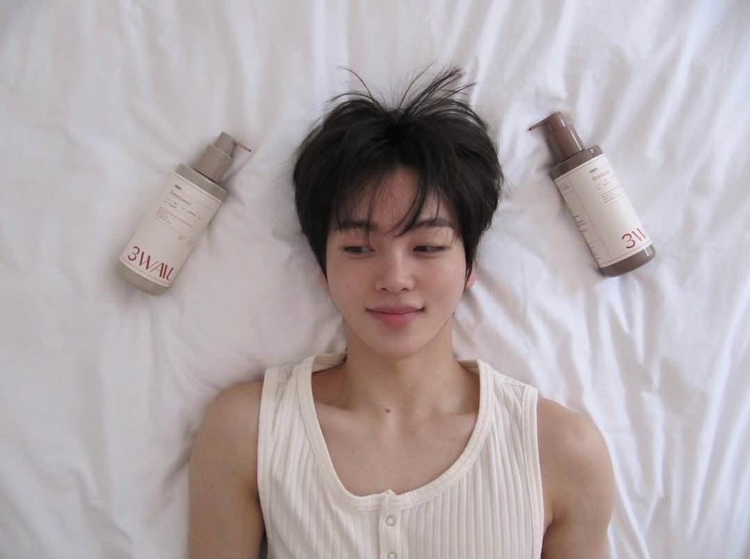 sprinklifiedd's tweet photo. Roro’s Nightly Routine 🕯⋆.˚୨ৎ https://t.co/E8EnFkOg8R