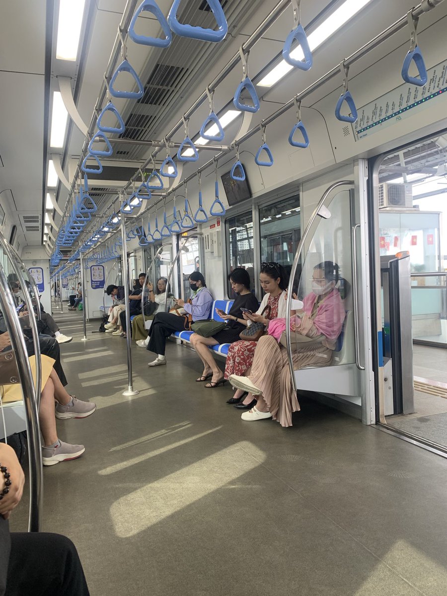 abigail2213's tweet photo. 梅雨の季節なら地下鉄🚇に限るな
渋滞もないし、浸水もないし
もっと広がればいいな🥹 https://t.co/093kgDj4ax