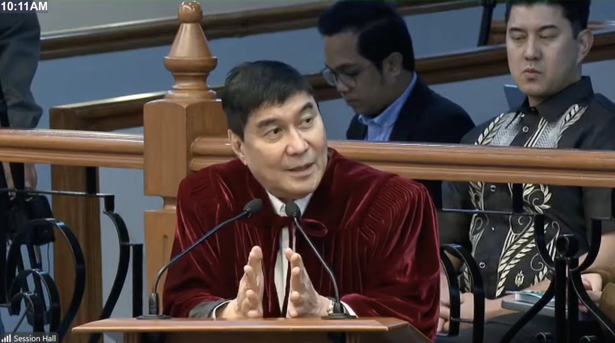 PhilippineStar's tweet photo. ‘NAGPAPA-CUTE LANG HABANG MAY KINAKAUSAP NA WITNESS’

Senator-judge Raffy Tulfo calls out the House prosecution panel for being “palpak” in presenting their witnesses.

“Kung minsan ‘yung prosecution, sorry ha, pumapalpak-palpak kayo. There are times na naglalagay kayo ng mga witnesses dito na hindi naman kailangan talaga, nagsasayang lang tayo ng oras,” he said on Thursday.

“Nakikita naman ‘yung mga senador inaantok. ‘Yung iba panay ang punta ng CR kasi wala eh, parang useless eh. So kung kukuha kayo ng witness make sure na talagang ‘yung witness na ‘yun ay merong masasabi na makatutulong sa ginagawang imbestigasyon sa impeachment,” Tulfo added.

“Meron pa nga kayong kinuha na pinagtatawanan tuloy, nagpapa-cute lang habang may kinakausap na witness na pulis. Ingat kayo sa pagkukuha ng mga witness at ingat kayo sa pagsasalang ng mga abogado ninyo d’yan,” he continued.

LIVE: https://t.co/oOc4kwTphT