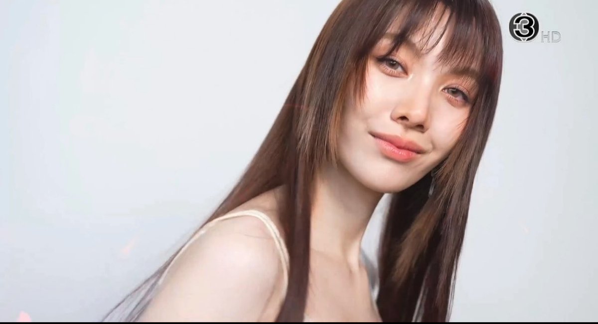 kaijeaw__19's tweet photo. ห๊าาาาาาาาาา หลิงออม รายการใหม่ ?! 😭💖
“ LESS WASTE MORE GRACE ”

นักแสดง 
- หลิงออม
- มแมนด้า , แคนดี้ , พาย , หยู่ยู้ , นุ่น , มิ้น , ญดา
เบลล่า , พี่เชอรี่ , พี่แอน https://t.co/Sqlqf0iUWx