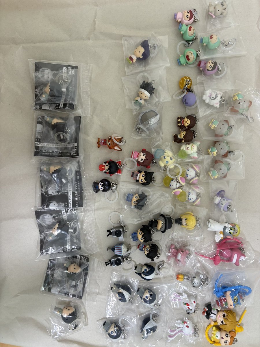 chd4_37's tweet photo. 【譲渡】めじるしアクセサリー各種
譲： 1・2枚目のもの
求： 定価＋送料
まとめてのご購入も検討いたします！
検索からでもお気軽にお声がけください！
すべての方にお返事いたします🙇‍♀️ https://t.co/MgxMWoIWTx