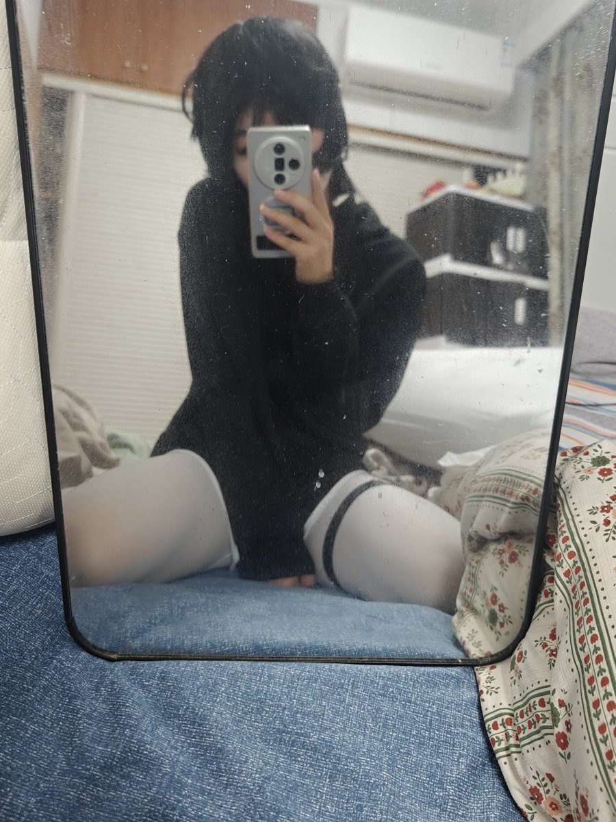 xin4si's tweet photo. 国庆节快乐🥳
#男娘 #伪娘 https://t.co/U2vbAb9jwU