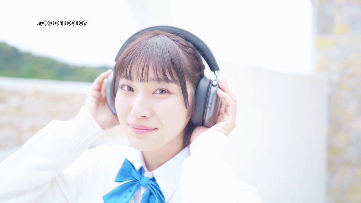 SmashTV_kantoku's tweet photo. 11月発売の青羽響「響け!けーおんガール」
編集データをチェック中です!
OPでノリノリでギタをー弾いたり歌ったり弾けてくれて、良い子だったな〜
#サトウチーフ #青羽響 https://t.co/4eX8y4B6JI
