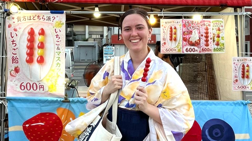 UHHilo's tweet photo. UH Hilo alumna Brooklyn Geiger is now teaching English in Japan! She says her greatest joy in teaching English in Japan is living in a city, a stark contrast from growing up in Kohala on Hawaiʻi Island. 

Full story and photos: https://t.co/PMqAi2l369 https://t.co/CuO5OF731t
