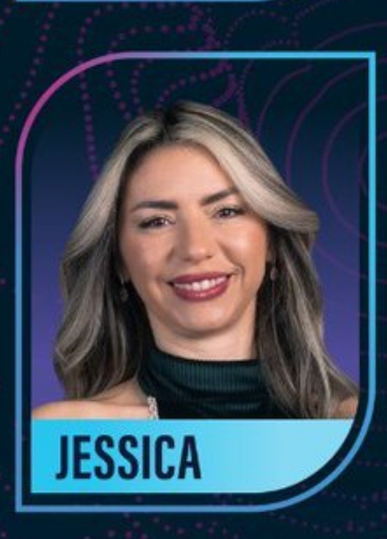 Florci_lou's tweet photo. Jesica es la primera en tener fandom con sus 17 hermanos 🤣

#GranHermanoUY https://t.co/WMEqMN13KC