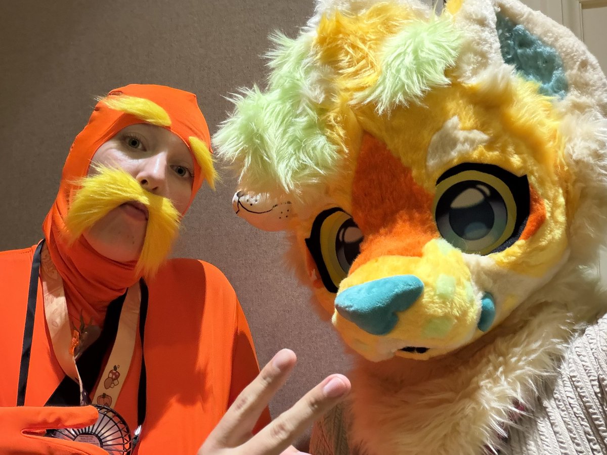 tantiredtiger's tweet photo. stratosfur was cool asl, can’t wait for ACFI this weekend https://t.co/pc4wBJTeTS