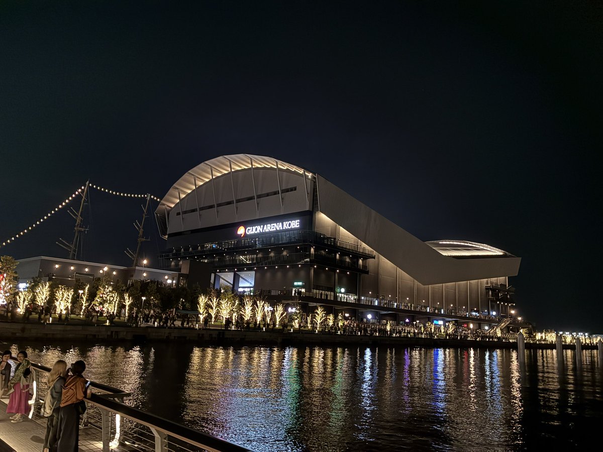 GANBARIMAHSU's tweet photo. サカナクション透明ツアー
@ GLION ARENA Day2 
SSアリーナA4

ウワサに聞いてたセトリ✨
始め声割れてる？だったケド骨・腹の底に響く低音（前日より＋らしい）、声の伸び、真正面で何度一郎ちゃんに指さされ🫵🏻✨、何度目が合ったか👁✨（思い込み強い）

いやぁ、楽しかったし、楽しかったぁ！ https://t.co/qTPScMPBkk