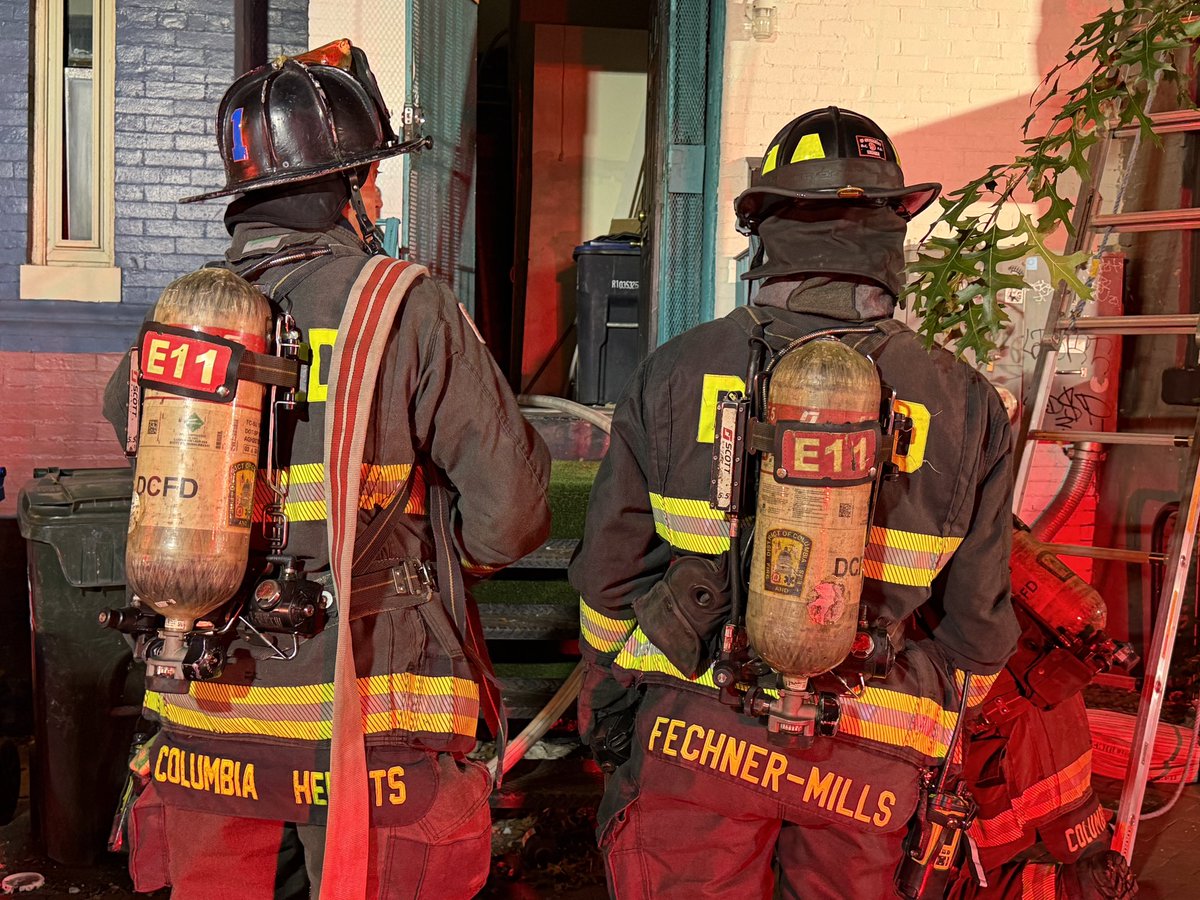 dcfireems's tweet photo. Update: Working Fire - 500 Block of Florida Avenue NW

Units arrived on the scene with fire showing from the roof and fire found in apartment on the second floor…minimal to extension to the second floor.

All fire is extinguished. 

No injuries to report at this time. https://t.co/AQesIx6TnK