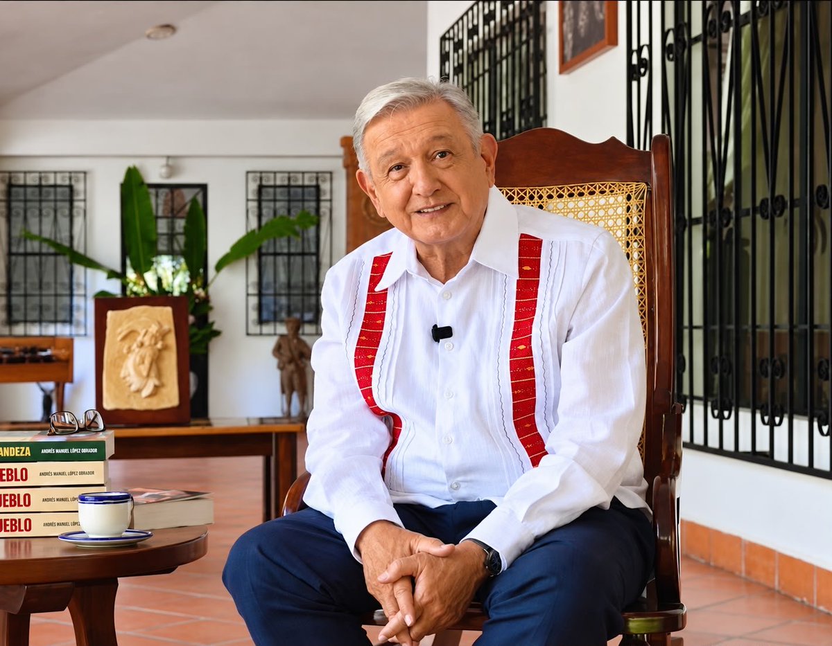 AntonioApontete's tweet photo. Las fotografías más hermosas que verás hoy.  #AMLO ❤️📸 https://t.co/vR4VoNUaU5