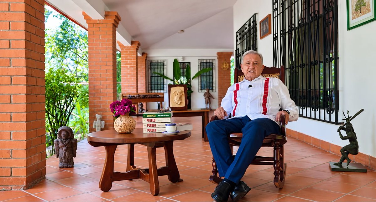 AntonioApontete's tweet photo. Las fotografías más hermosas que verás hoy.  #AMLO ❤️📸 https://t.co/vR4VoNUaU5