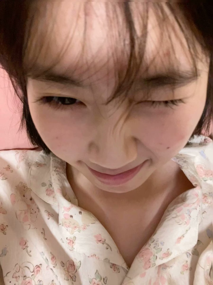 Daskbe1e's tweet photo. 当一只可爱小猫 

#女高 https://t.co/H7ksgtCWTt