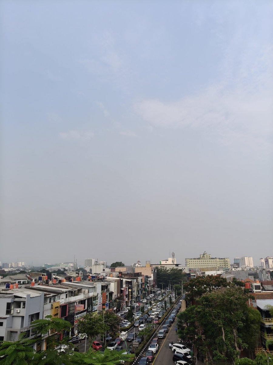 DRAMA_4646's tweet photo. Selamat pagii kota bandung 🌞🌻 https://t.co/01ywj0ydte