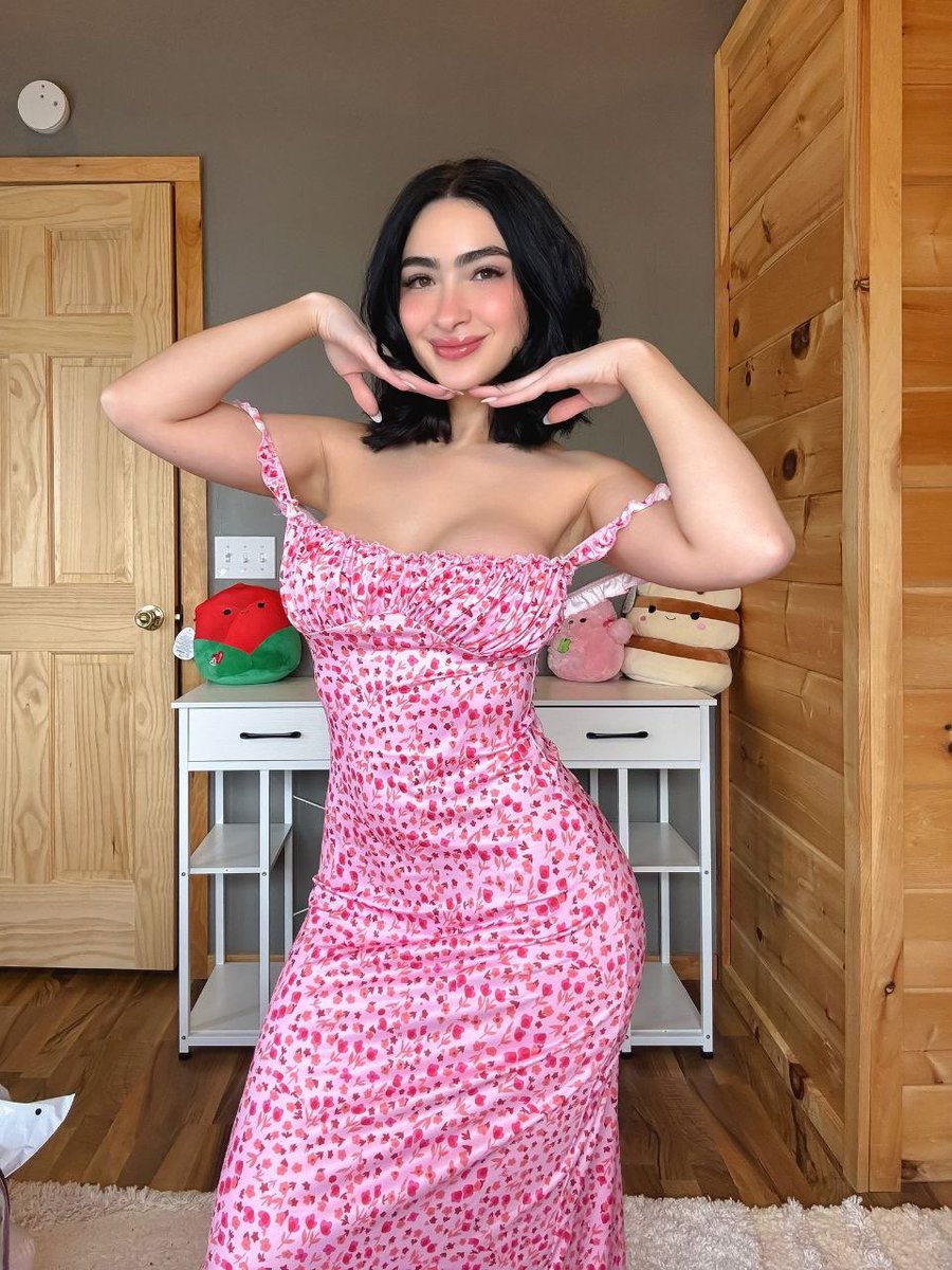 3fhlxJdX7rFtSDM's tweet photo. Hi π my name is Aria iβm 19 years old
Ok so no mind games here. Add me if you're looking for a fun hookup or want to see where a proper date takes us
#dating #FreedomOfExpression #hookup #hookupavailable #single #viral #sexy https://t.co/nGo9Nulsrd