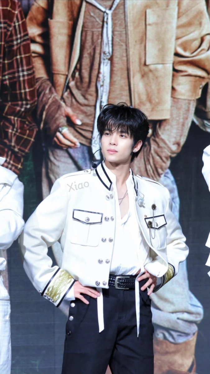 _ohnana53's tweet photo. โหมดเข้มๆเป็นเจ้าชาย โหมดร่าเริงเป็นองค์ชาย 🥰

NT1 STILL HERE TOUR HZ CALLING

#NexT1DEStillHereinHangzhou
#DORN #DornKhumraj
#NexT1DE_DORN #NexT1DE

cr. __-阿上头了
📌​https://t.co/W3NyvFdnw7 https://t.co/Kjt9fcsfu4