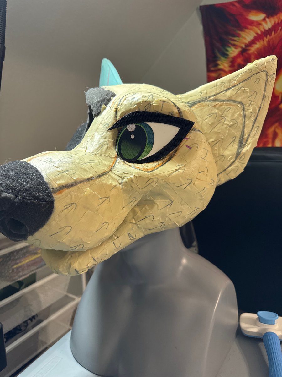 T4Tlupe's tweet photo. Gonna make a thread for all my plushie baby lupe spam, his name is Tintann (Tin for short). He’s legit my everything already. Gonna cut pattern tomorrow and start tracing + figure out liner next. 💤 https://t.co/KwRwMNqs3e