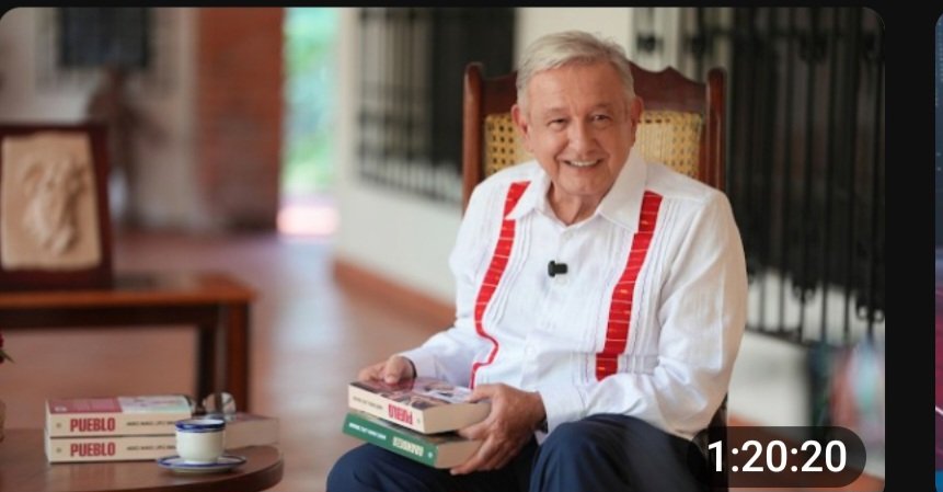 Monicao2712's tweet photo. QUE DICE MI PRESIDENTE  @lopezobrador que se deben seguir aplicando 4 frases que son fundamentales:
1. Solo el pueblo puede salvar al pueblo.
2. Con el pueblo todos, sin el pueblo nada.
3. Por el bien de todos primero los pobres.
4. No robar,  no mentir, no traicionar al pueblo.

Mil planas; @CitlaHM y @A_MontielR 😚