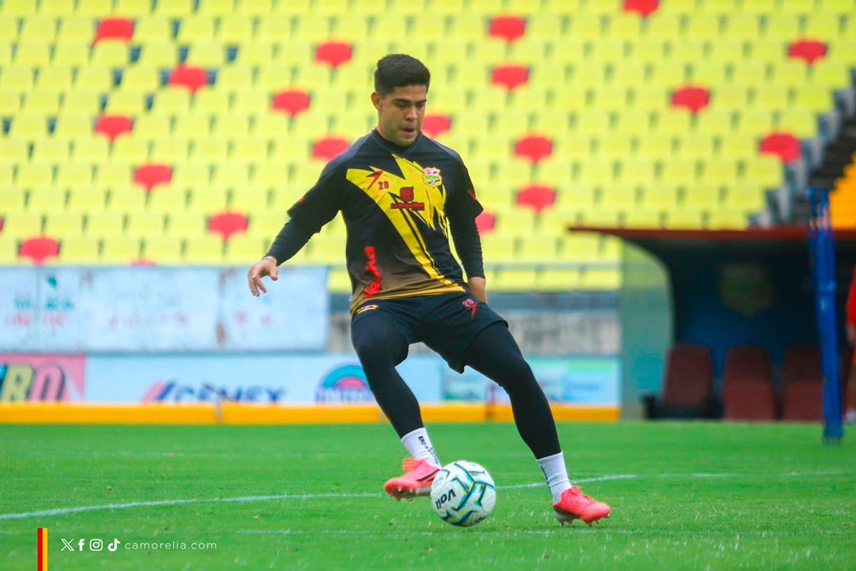 C_A_Morelia's tweet photo. Práctica de futbol de cara a la jornada 11 🔜🐺

🏟️ Estadio Morelos
🗓️ Sábado 03 de octubre
🆚 @Coyotes_Oficial 

#DelCanarioSoy https://t.co/TGpirKTSLw