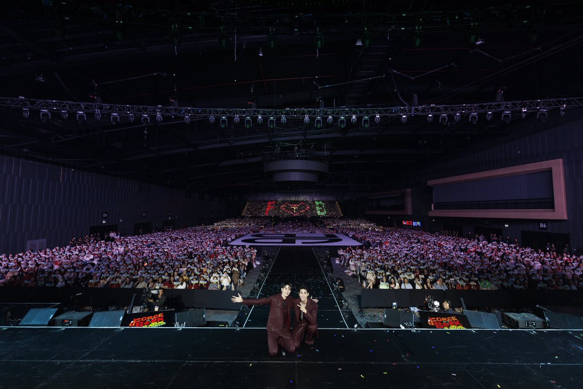 buachomp00's tweet photo. ก็อย่างที่ฟอสกับบุ๊คบอกว่า
“ถ้าเผลอรักเธอหมดใจ 
แล้วใครจะรับผิดชอบ”

🦊🍅🫶 https://t.co/vJTAi8We7N