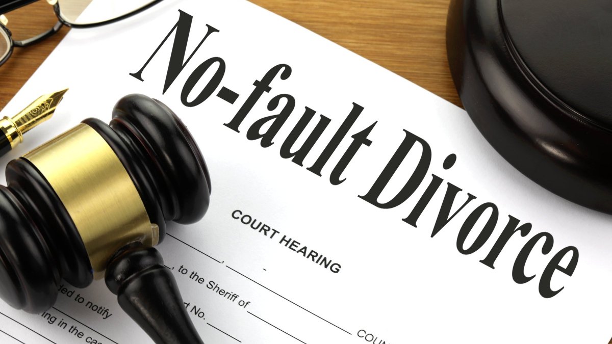 Laywererode's tweet photo. The person seeking the divorce has to prove the grounds of the divorce and should have valid grounds for why the marriage should end.  Most of the couples opt for no fault divorce, even though they have the option not to, to avoid lengthy legal proceedings. https://t.co/4Wpp1sxZ5d