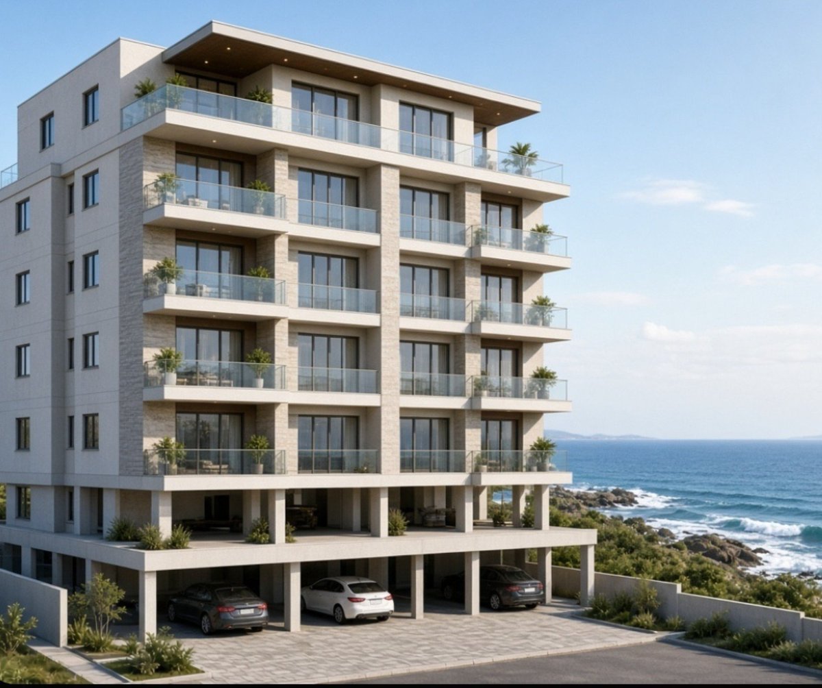IBeingAdarsh_'s tweet photo. LATEST: After 52 yrs, Salman Khan is leaving Galaxy Apartment &amp; moving into a new home!

- He &amp; his parents will shift to a new 6 story sea facing residential building in 2028.  

- Land has been purchased in his mother Salma Khan’s name.❤️

-Project cost:400–450Cr #SalmanKhan https://t.co/kwBj7qcDi6