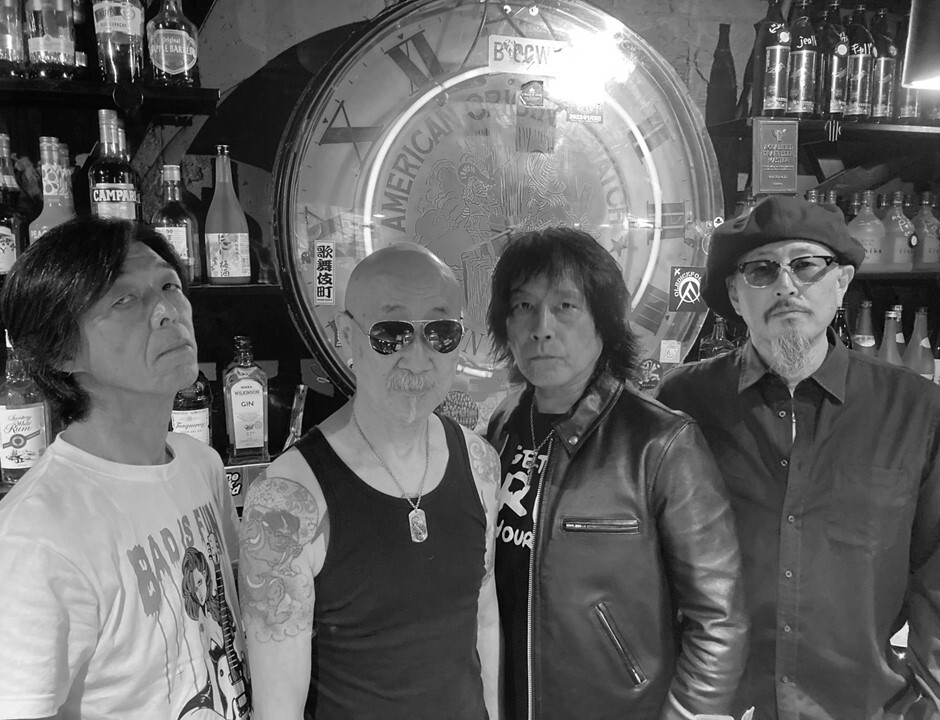 rooftop1976's tweet photo. KRB（Keith Ragtime Band）「KEITH自ら"最後のバンド"と語る、ARBの楽曲を伝承していくバンドが待望の本格始動」- インタビュー | Rooftop https://t.co/HSr0VyNFrB https://t.co/1MLgj2Evhb