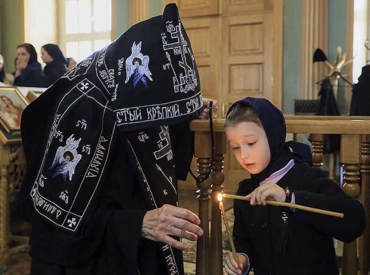 Iron12cross's tweet photo. Come to Eastern Orthodox church and have all your senses touched by the grace of god!☦️ #Orthodoxy https://t.co/TrYB41GVCD