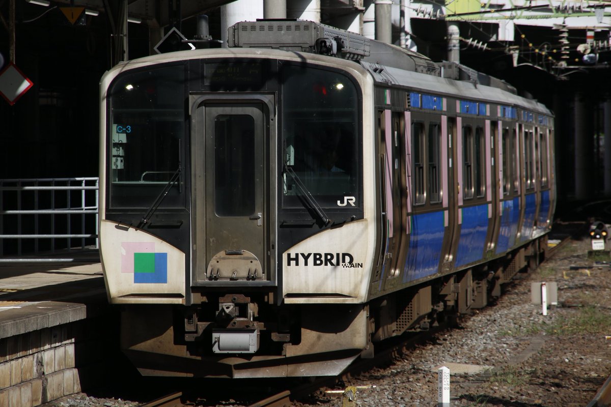 VSHWiAiElT78913's tweet photo. 2026/10/1 5521D特別快速石巻行
小牛田駅構内の脱線事故の影響により、2両編成での運転となりました。 https://t.co/5LefTpkIcB