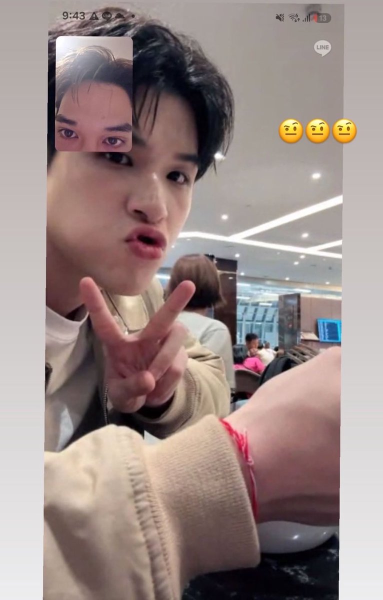 _nunanii's tweet photo. .
       กับพ่อพ่อ                               กับบิบี๋ https://t.co/BEv49VhXQD
