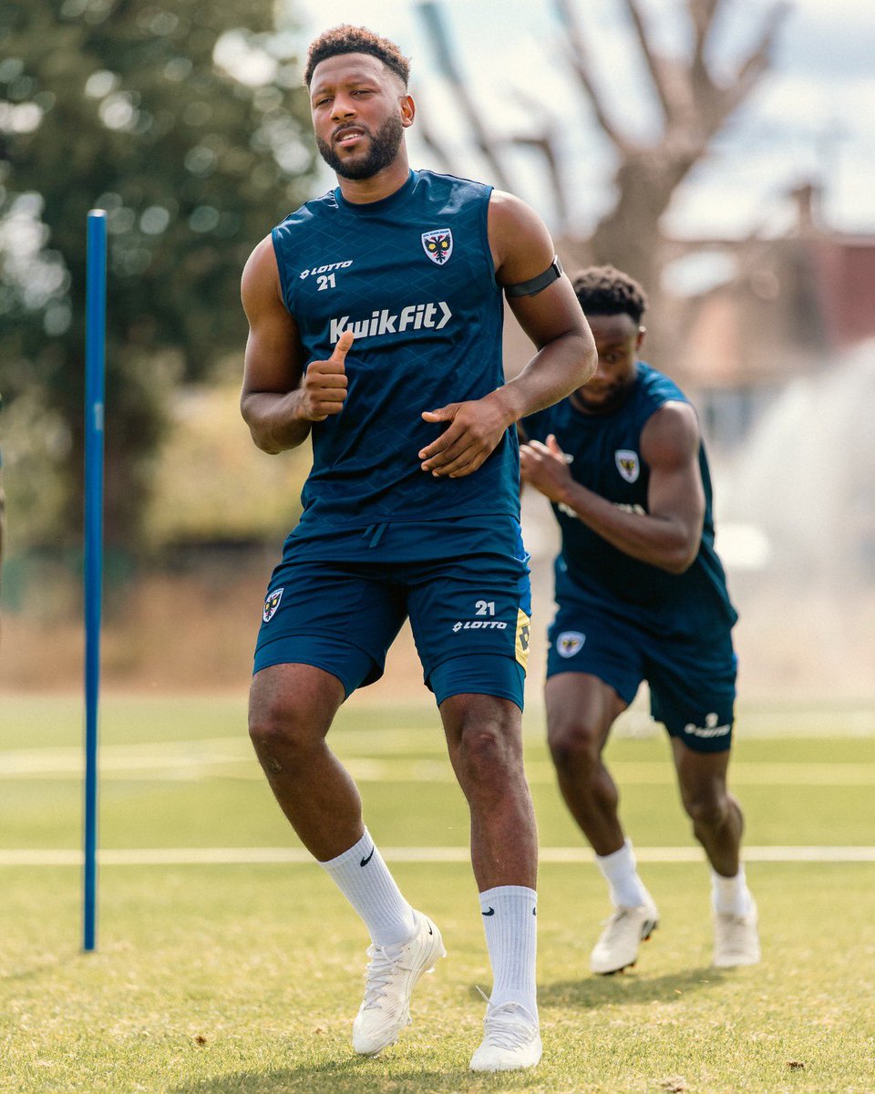 AFCWimbledon's tweet photo. They sold out in just over a month the first time around – now our 2026/27 Training Vests are back in stock! 💪 

Rep the Dons at the gym and on the pitch - buy yours here ➡️ https://t.co/BPjY5C3LWz https://t.co/lEfkHqCV7s