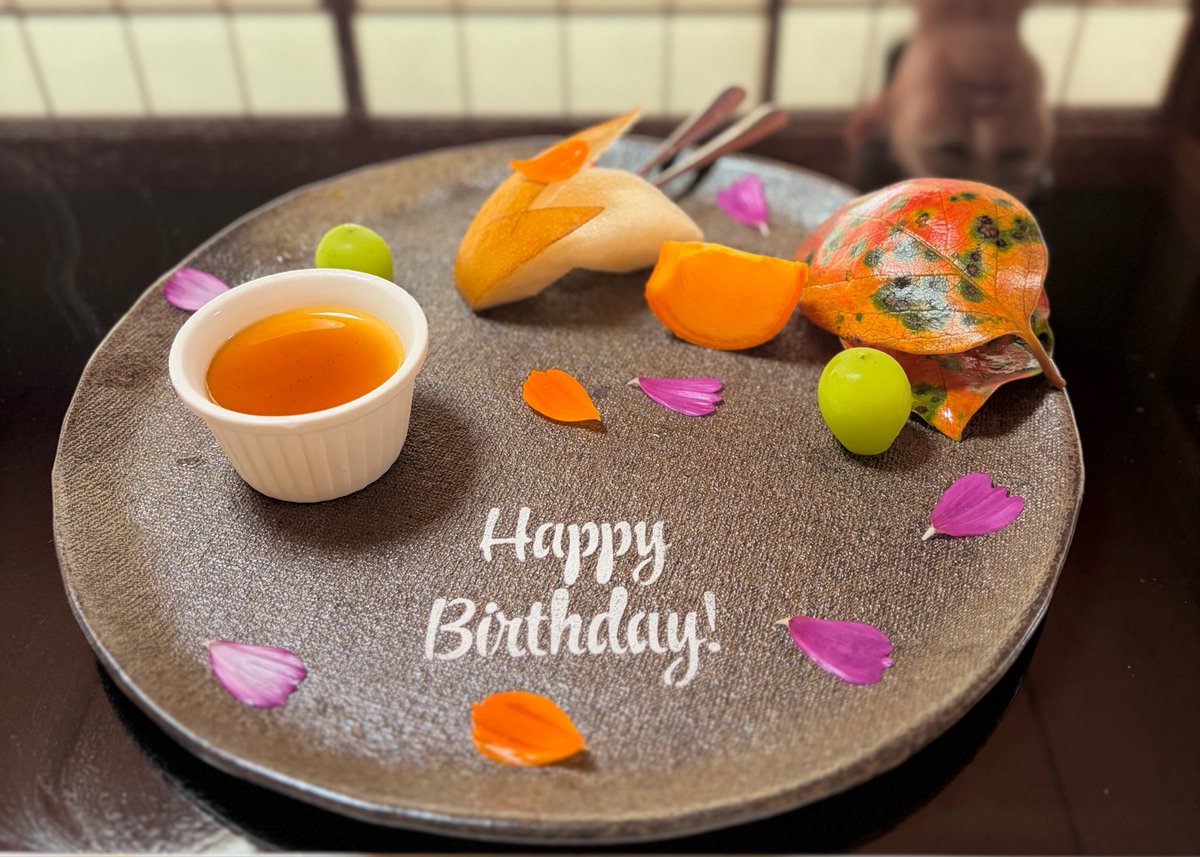 yoo_youngja_e's tweet photo. - ̗̀ 🎂𝙃‌𝘼‌𝙋‌𝙋‌𝙔 𝘽‌𝙄‌𝙍‌𝙏‌𝙃‌𝘿‌𝘼‌𝙔 to me🥂  ̖́-

ボイスも届いてて幸でした🫶🏻💖 https://t.co/ZeedC5qtq9