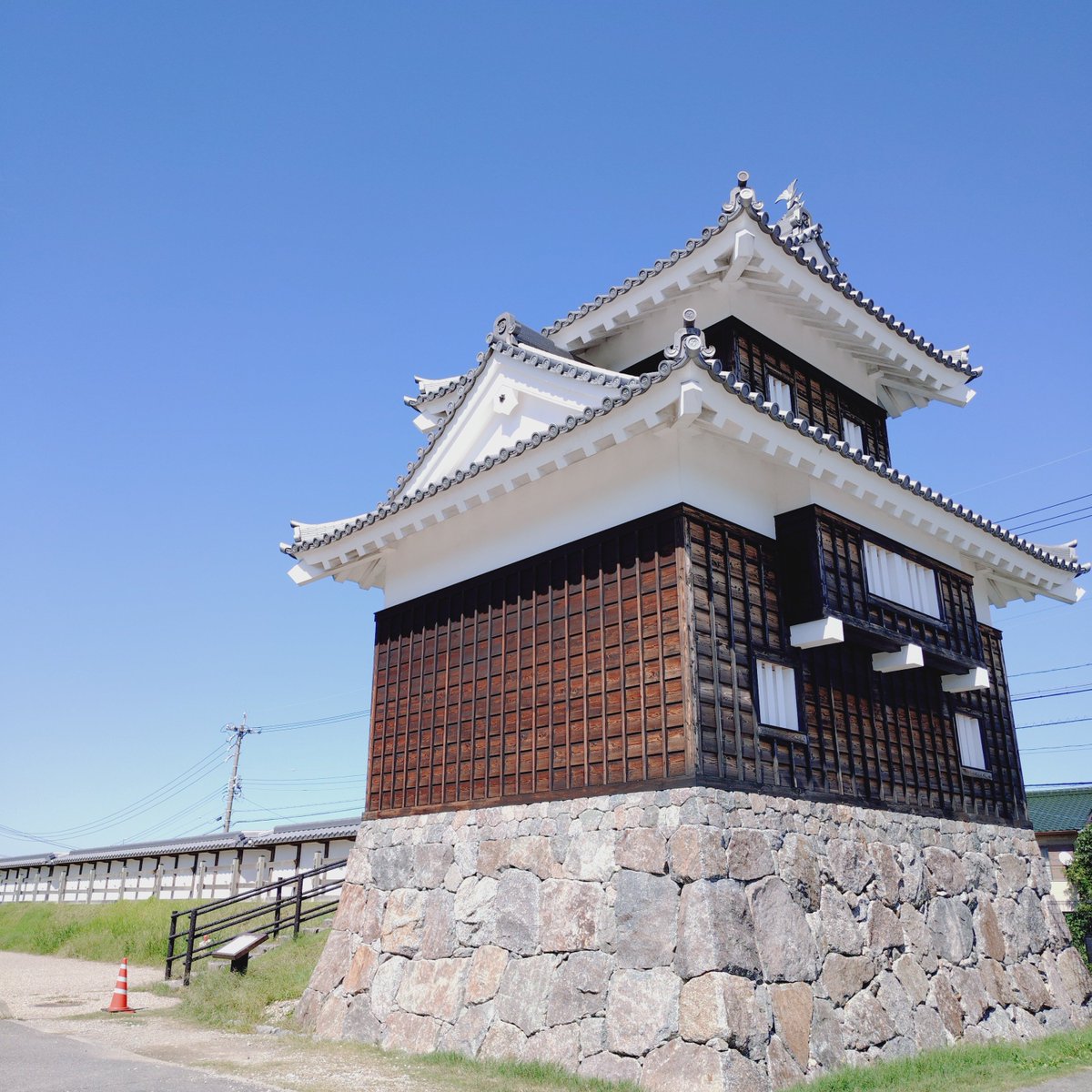fukucyou_akechi's tweet photo. 今年の誕生日城攻め🏯
抹茶ゴクゴク🍵
西尾城、君に決めた！ https://t.co/CKg4KpjtAK