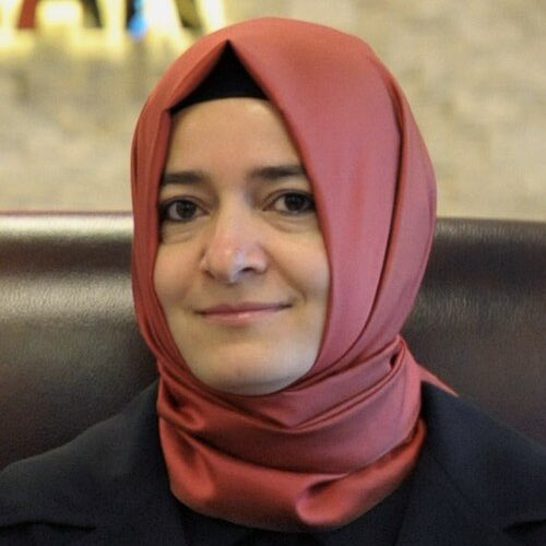snalcakar's tweet photo. Karışık kuruyemiş tabağındaki bütün kajuları yedim https://t.co/1pS9R6jrnm
