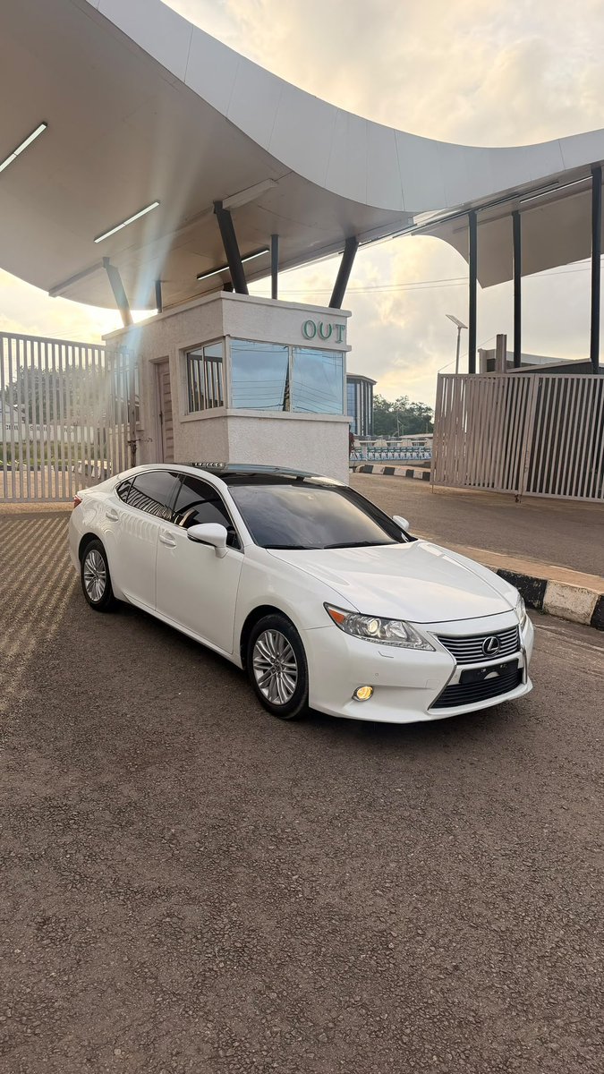 sxdiqcarter_'s tweet photo. 2014 Lexus es350 🇺🇸
18m https://t.co/SGNnFUuxen