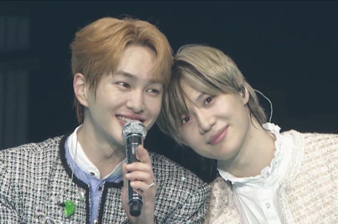 taemnewisreal's tweet photo. OMG I AM TERRIFIED AND WHAT IF THEY DO A DANCE CHALLENGE WITH THEIR COLLAB TGT???
#TAEMNEW #ONTAE https://t.co/TEZpNNCXZb