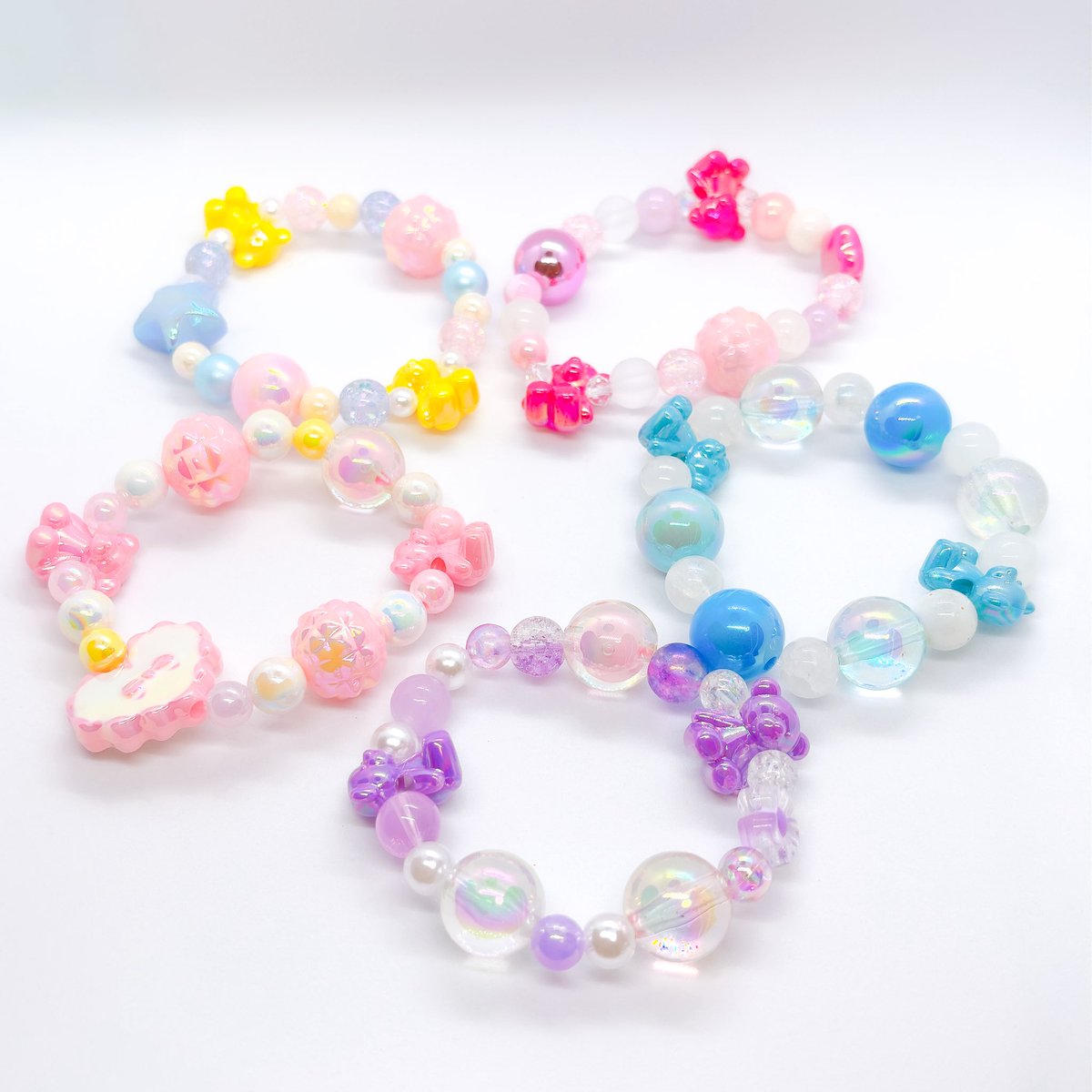 zukicharm's tweet photo. #365DIYtheme
毎日ビーズをつくるのが楽しすぎる！

💓 https://t.co/wG22jySt5Y https://t.co/IZLGPKnZbO
