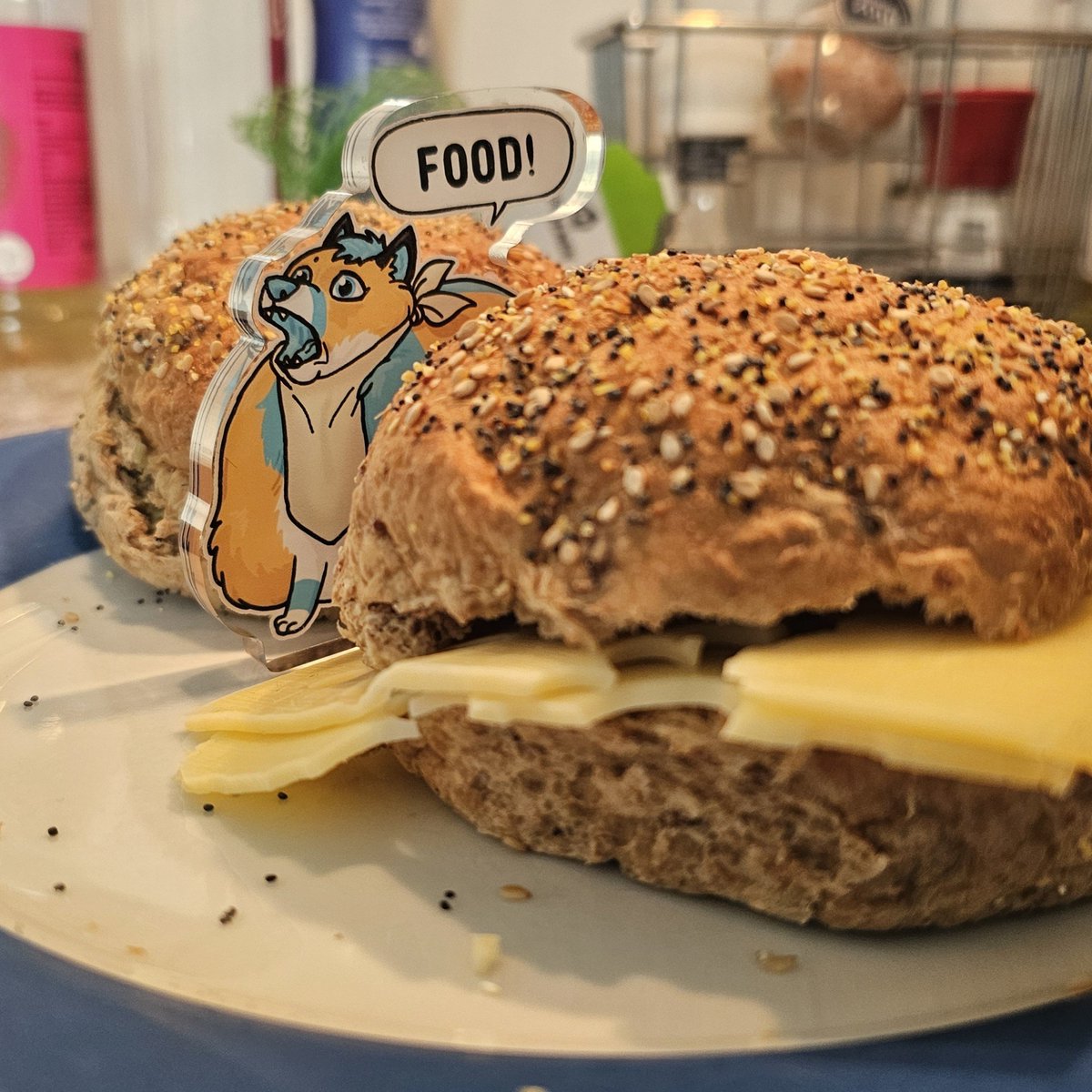 Wolvinny's tweet photo. Posting my FOOD! Art every day till you want one too 🤤
Read more in the comments! https://t.co/wzfa1nCZU1