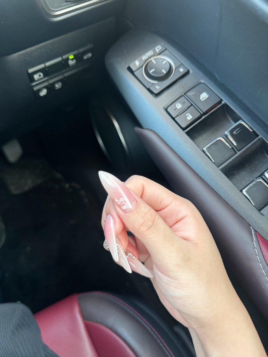 na7318sa58's tweet photo. オフイベに向けてワンホン サンウォンくんnail♡
かわぃすぎるん https://t.co/tJANhBD9Op