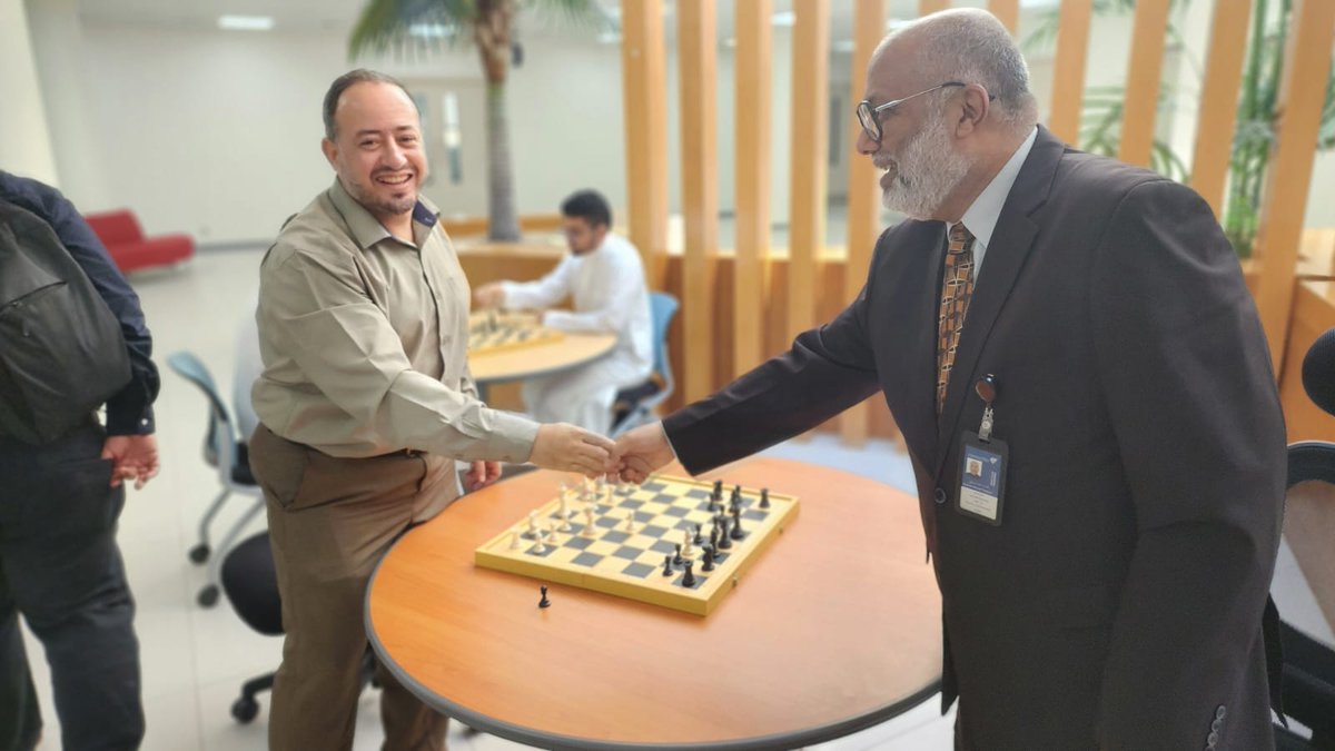 IAUSPORT's tweet photo. التغطية الاعلامية للبطولة 
تم تنظيم البطولة بنظام خروج المغلوب بمشاركة 18 مشارك 
نتائج : 
المركز الاول : دكتور .  المثنى يحى العزايزة https://t.co/kyzTBV3nBS