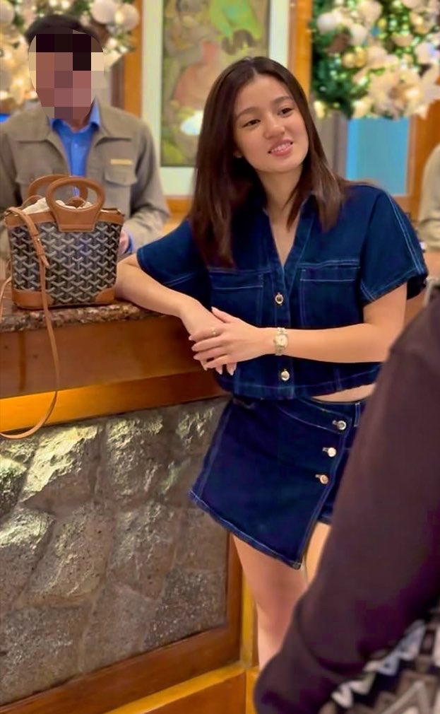 doughnbil's tweet photo. candid but you are Belle Mariano ft. her Goyard oh we LOVE! safe travels, Belle &amp; team https://t.co/PMIwjza5DB