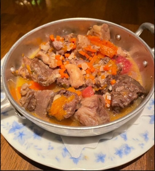 portugaltopics's tweet photo. ◆日本でポルトガル料理が食べたい方へ

内緒なのですが...実は代々木八幡に『クリスチアノ』というポルトガル料理のお店があります。

ここでは最高のポルトガル料理を食べれます。人気店なので予約必須。

系列の『ナタ・デ・クリスチアノ』ではエッグタルトが。こちらも味は至高なので行ってみてね https://t.co/Xtx4gRlDe0
