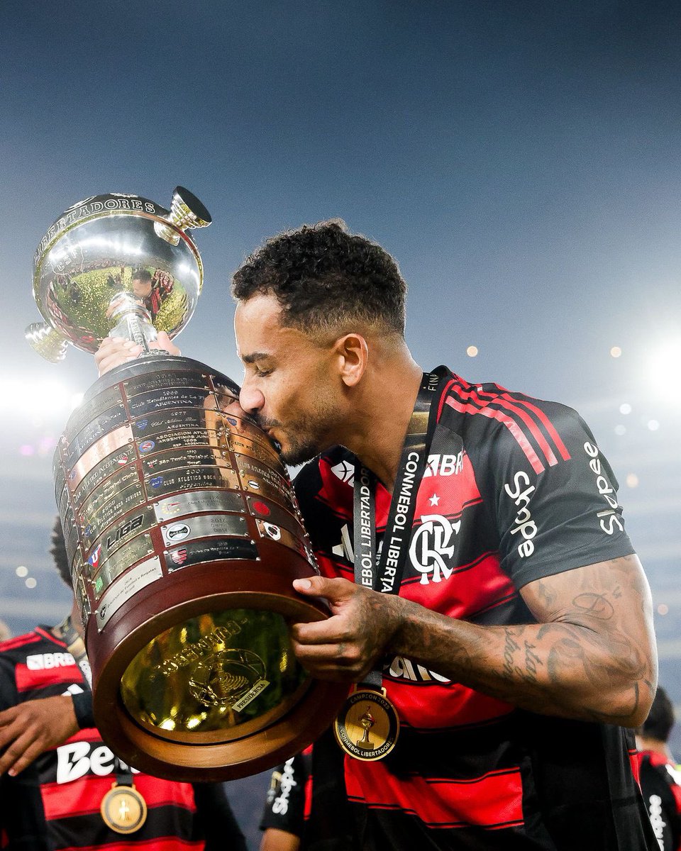 crfmails's tweet photo. @hdidmeiras coloca na header https://t.co/uLvSck18WU