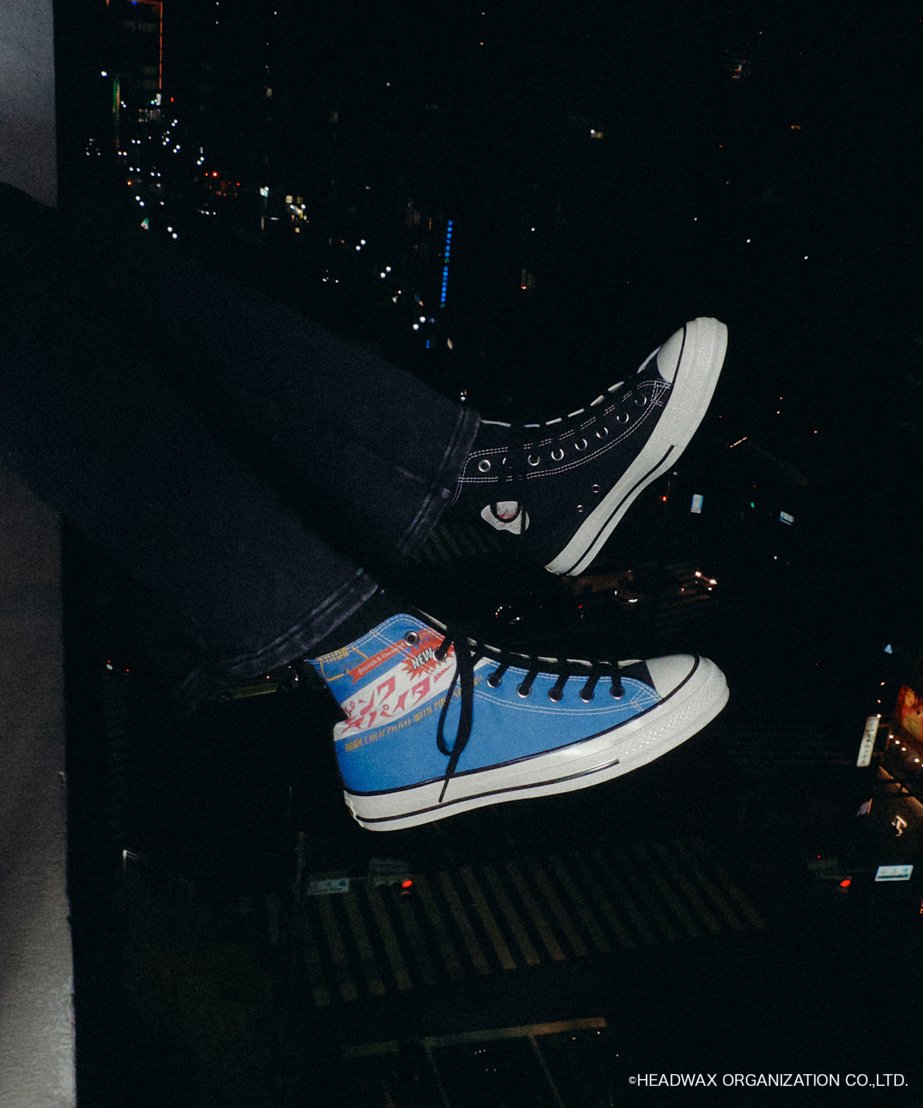 zozojp's tweet photo. ご好評につき再販決定📣

🎸 hide × ZOZOTOWN ⚡

昨年大好評だったコラボから
【CONVERSEコラボスニーカー】を数量限定で再販決定🕷💖

📅 10月2日(金) 21:00～ 販売開始

さらに！【hide with Spread Beaver Zepp Tour 2026】各会場の入場時に、チケットをお持ちの方へ ZOZOTOWNで使えるお得なクーポン を配布いたします🎫✨

▼商品ページはこちら
https://t.co/qxAVP0diSm
※10月2日(金) 21:00公開

#hide #CONVERSE #ZOZOTOWN #hide_ZOZOTOWN #ピンクスパイダー
@hideofficial_20