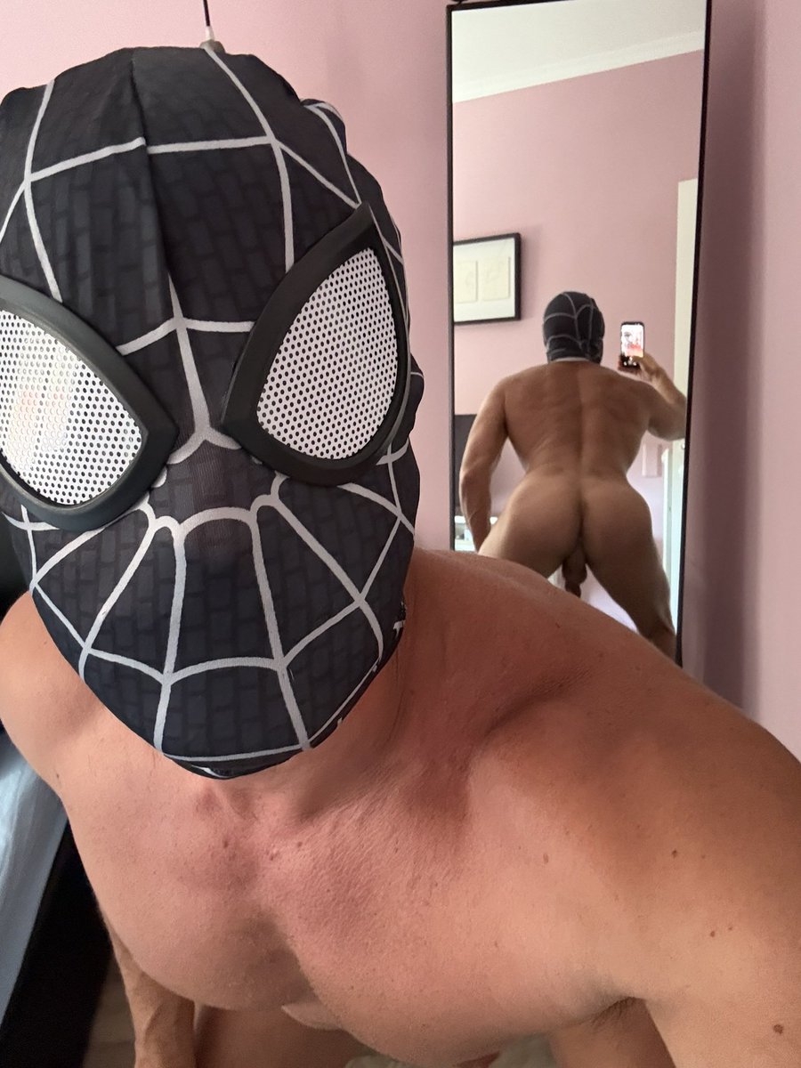 brady812003's tweet photo. Follow ➡️ @Boia_romano
🎂: 46
🌆 : Roma
📏: 19 cm
link: 
⚪️🔵:  https://t.co/TNYRCpsYkL
IG: https://t.co/fHSnNdPIf1 
Telegram: Marcozorba

#guys #onlyfans #fun #instagay #gayboy #boy #picoftheday #gayman #gayitaly #gayguy #gayhot #gaylife #beard #gaylove #instagram #man #gayupride #selfie #beautiful #guy #gaymen