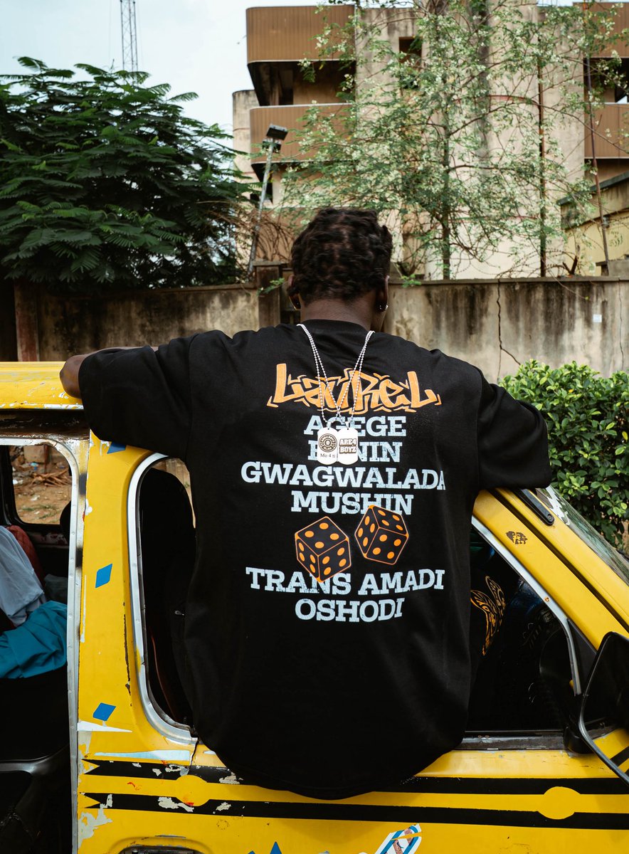 suckyouurmom's tweet photo. ARE4 BOYZ CLAN
Jagun for Laurel 26’ Fall collection 

“Area boys are human beings. 
Some live on the streets while others in fancy houses.
What brings us together is hustle, survival and passion. 
On the streets, everyone is an Area boy”

https://t.co/VBCHPS4fnA https://t.co/KlxXdw0lYJ