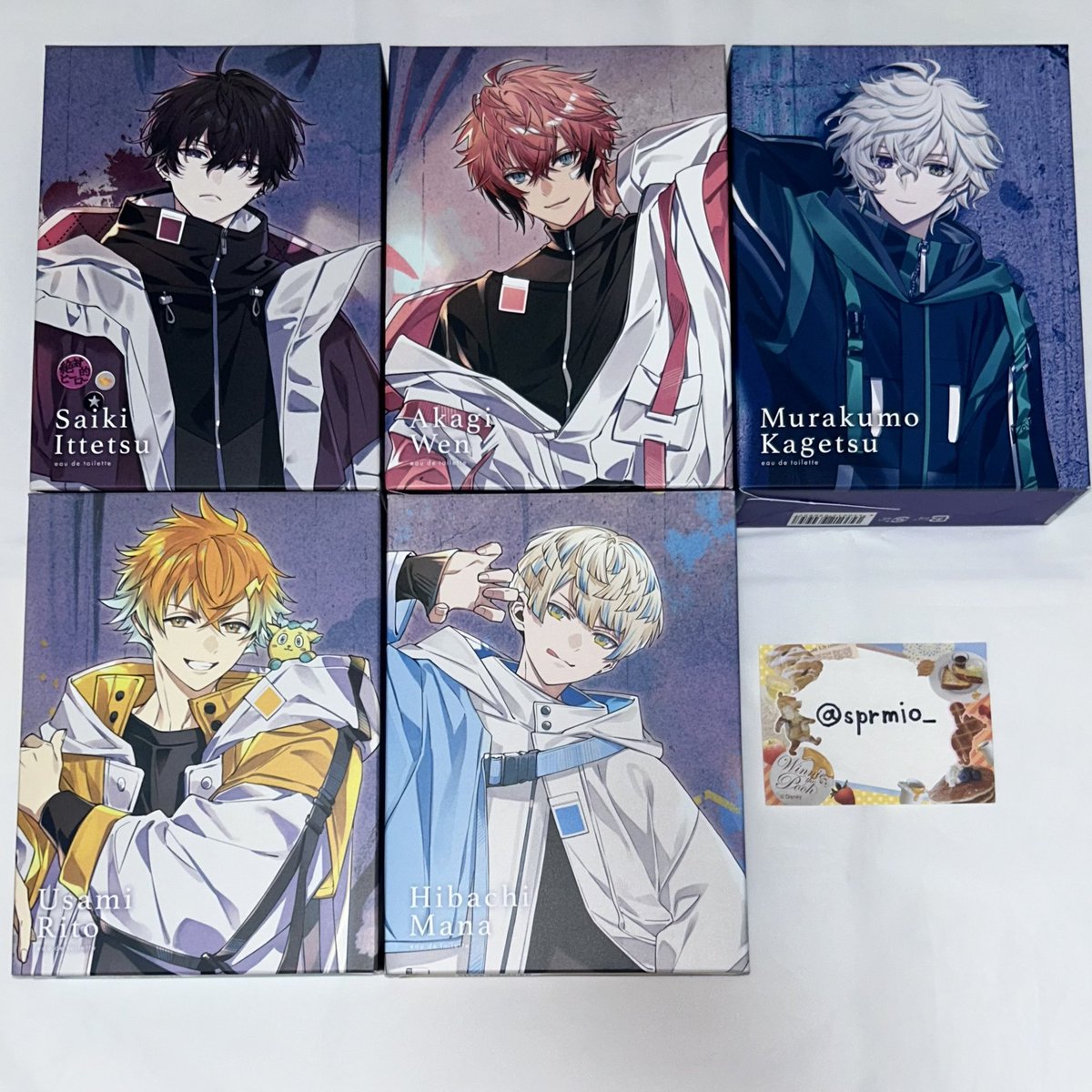 sprmio_'s tweet photo. 【買取 譲渡】にじさんじ Anideal コラボ香水 オードトワレ ポストカード 🦸

譲　写真のもの

求　希望額+送料

定価以下でのお譲り予定です。

内容量ALT記載
お気軽にお声掛けください🙇‍♀️ https://t.co/wiifGLx34D