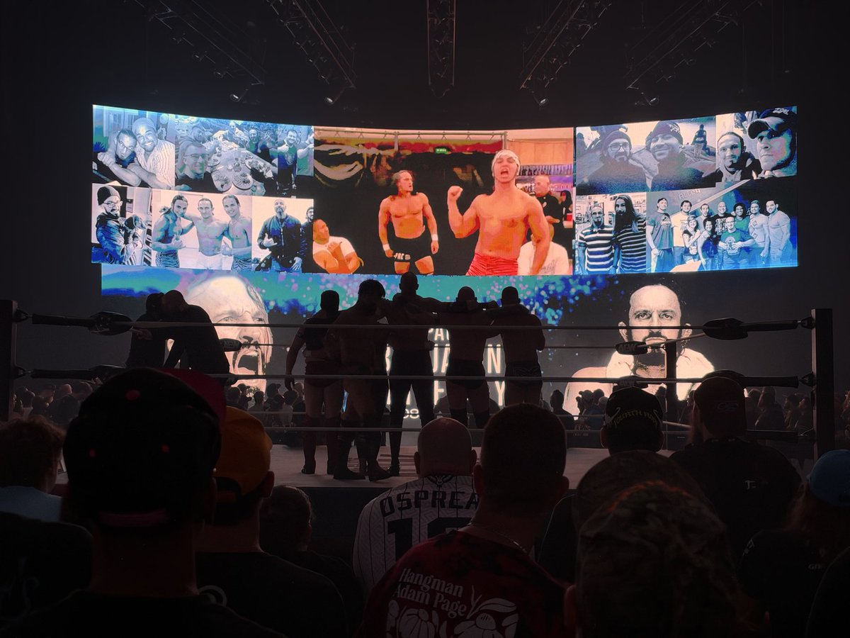amicwatson's tweet photo. Itβs one thing to watch a show on tv. Itβs a whole different ballgame to see it in person. The PAC Tribute was the best show Iβve ever seen (TV or otherwise) while also being the most heartbreaking.
To the entire @AEW team, know that yβall did a great thing!!!
#ForPAC https://t.co/453G8EfNiM
