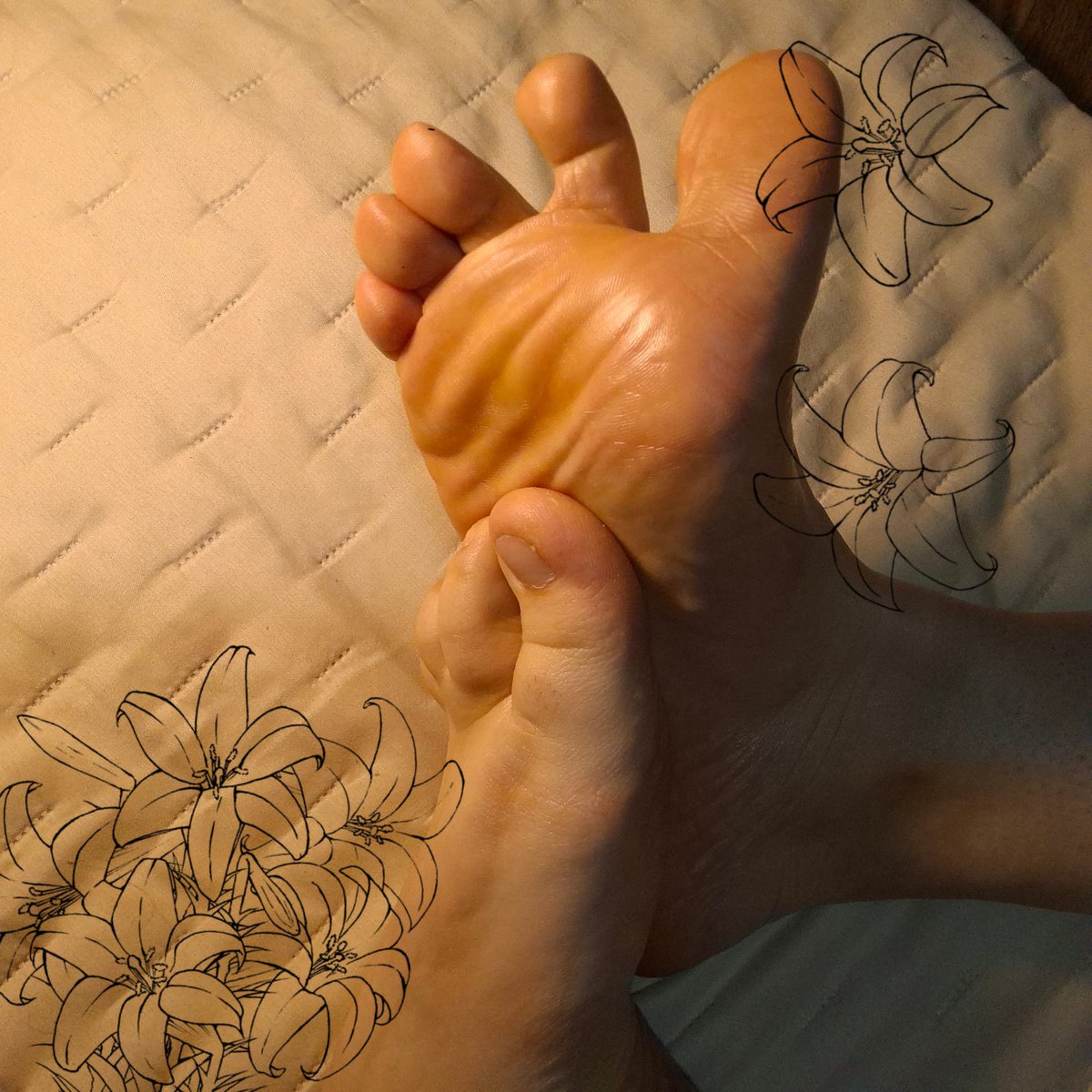 CandVFootSeller's tweet photo. Hi sweethearts! 🥺💕 
C here making my official entrance…I’m a bit shy 🫣, so go easy on me!
V is still acting grumpy, she didn't want me post today, but I did it anyway and she'll post shortly too!

DM for the unedited, flower-free version or special customs 👣 https://t.co/TckPX7wbk6
