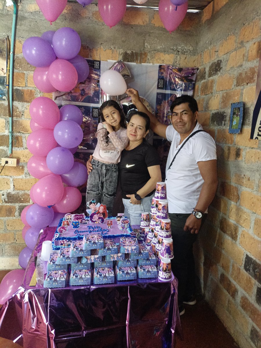 felipe_ort71063's tweet photo. ¡Feliz Cumpleaños Número 6 en esta Fecha Tan Importante 29/09/2026, Mi Princesa Hermosa Madelyn Samanta Ortega Quinayas ! 🥳🎂🎉🎁 Hoy es un día sumamente especial porque cumples 6 añitos de vida, y mi corazón no cabe en el pecho de tanta felicidad, orgullo y amor por ti mi bebé https://t.co/uPVTmaqttI